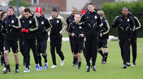 足球报：法比奥已与国安续约至26年底；国安将全主力出征越南（足球报：法比奥与国安续约至2026年底，球队将以全主力远征越南）