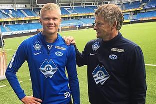 恭喜辽足！日本队长自宣不走，破除离队传闻，表态热爱中国和沈阳（利好辽足！日本队长亲口确认留队，澄清离队传闻：钟情中国与沈阳）