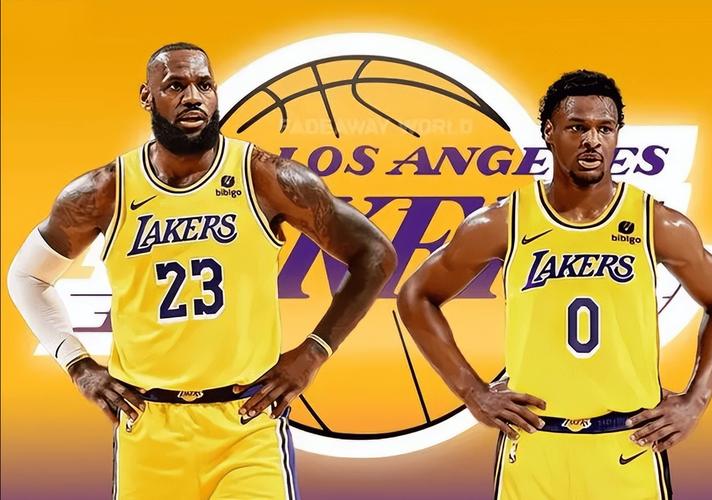 佩杜拉：那不勒斯持续追逐梅努；洛伦佐-卢卡换奇克传闻不实（佩杜拉：那不勒斯仍追梅努；洛伦佐-卢卡换奇克的传闻不属实）