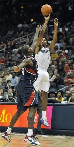 有伤在身？尼科缺席了两天的训练，也没进热身赛名单（带伤未愈？尼科连缺两日训练，热身赛无缘名单）