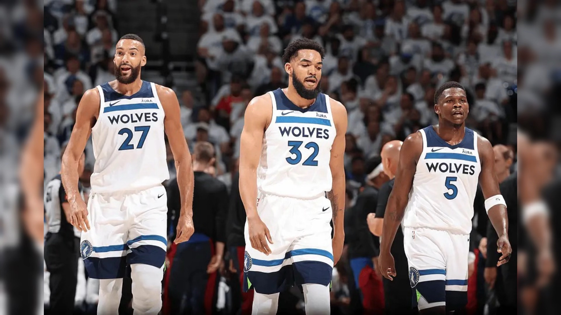 萨里：VAR工作区可以放到替补席对面，否则容易造成冲突（萨里建议将VAR区域设在替补席对侧，以免引发冲突）